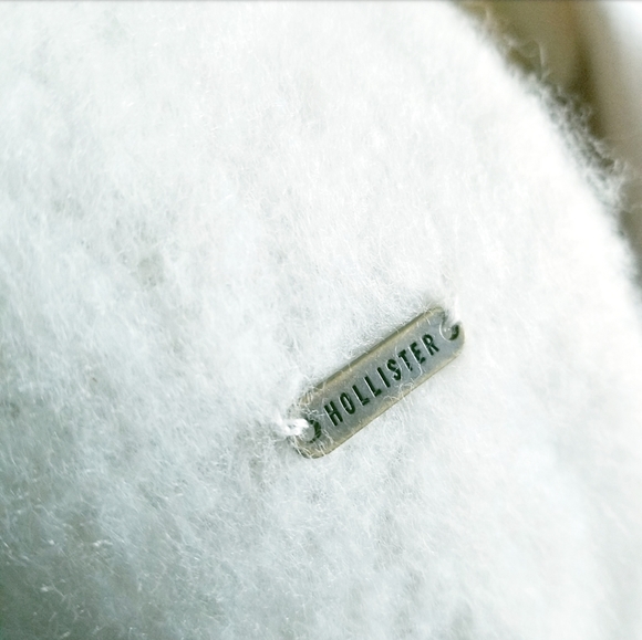 🍒NWT🍒 HOLLISTER SOFT AS CLOUDS LONG SCARF - Picture 4 of 5